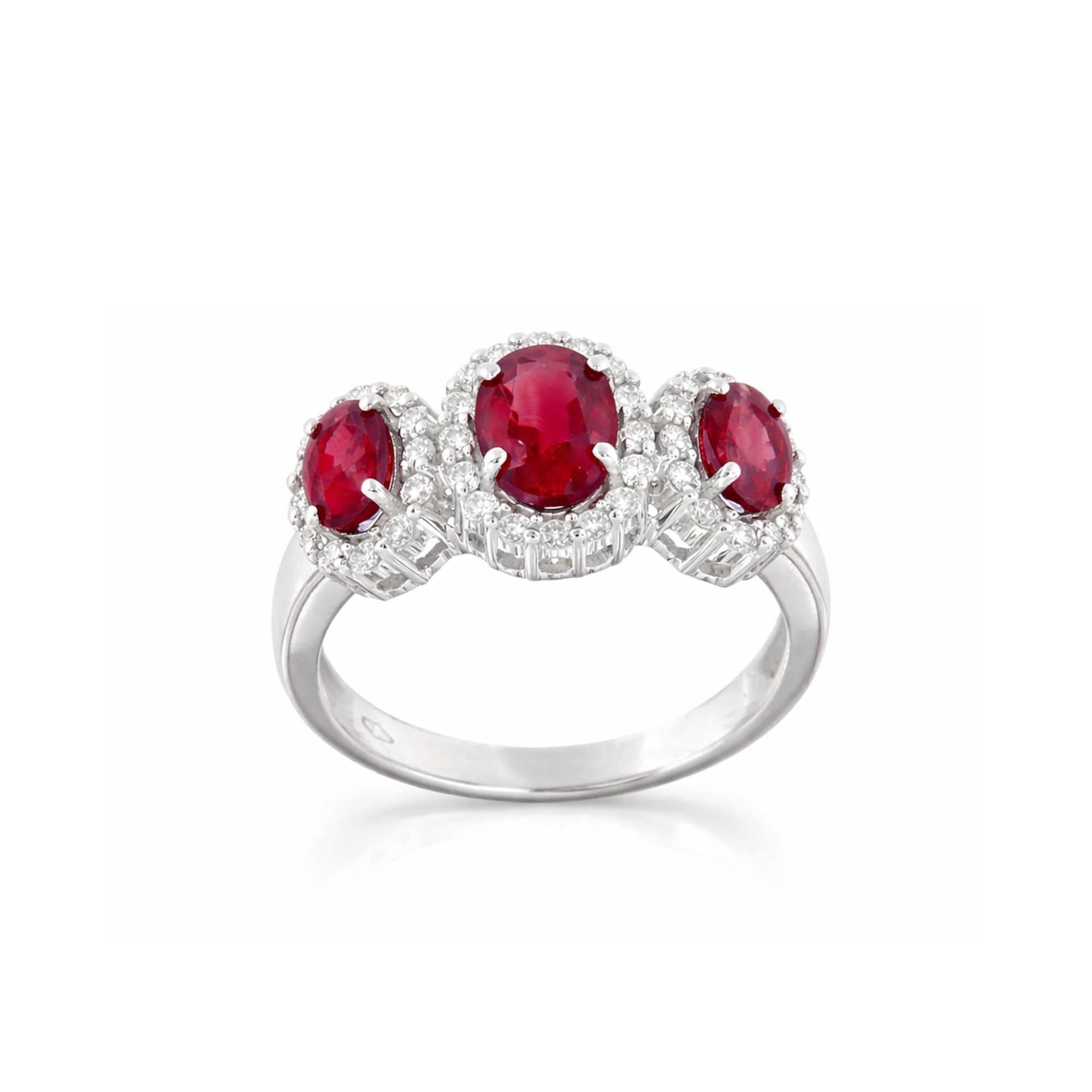 WHITE GOLD RING WITH RUBIES AND DIAMONDS