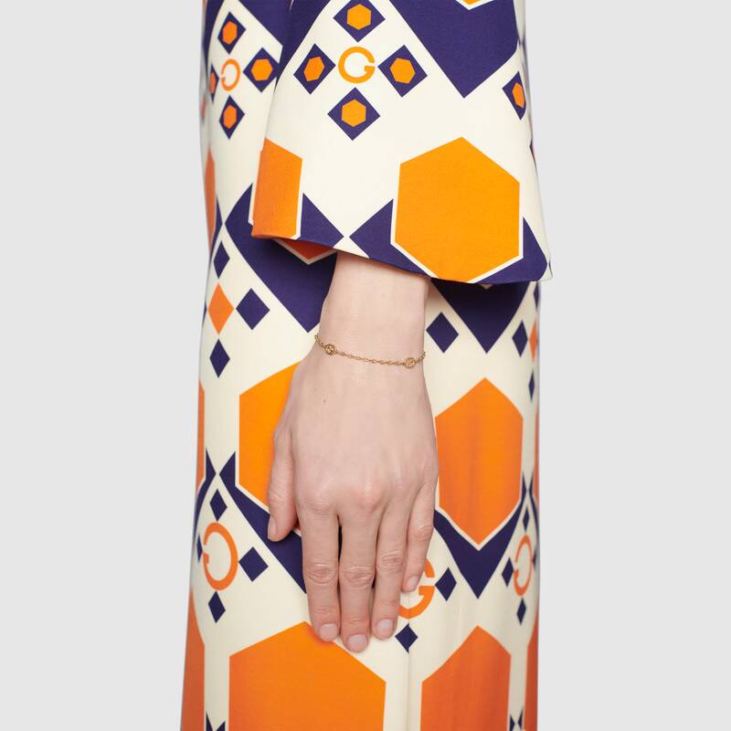 Bracciale Gucci INTERLOCKING 18 carati dettagli GG