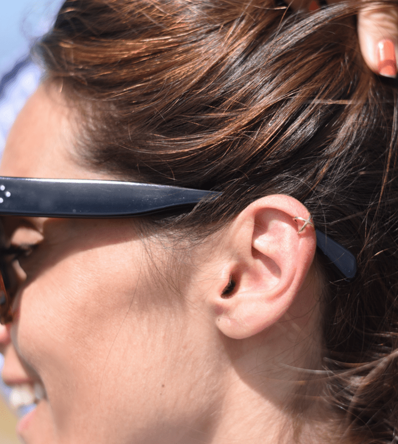 LE CARRÈ helix mono orecchino cross oro