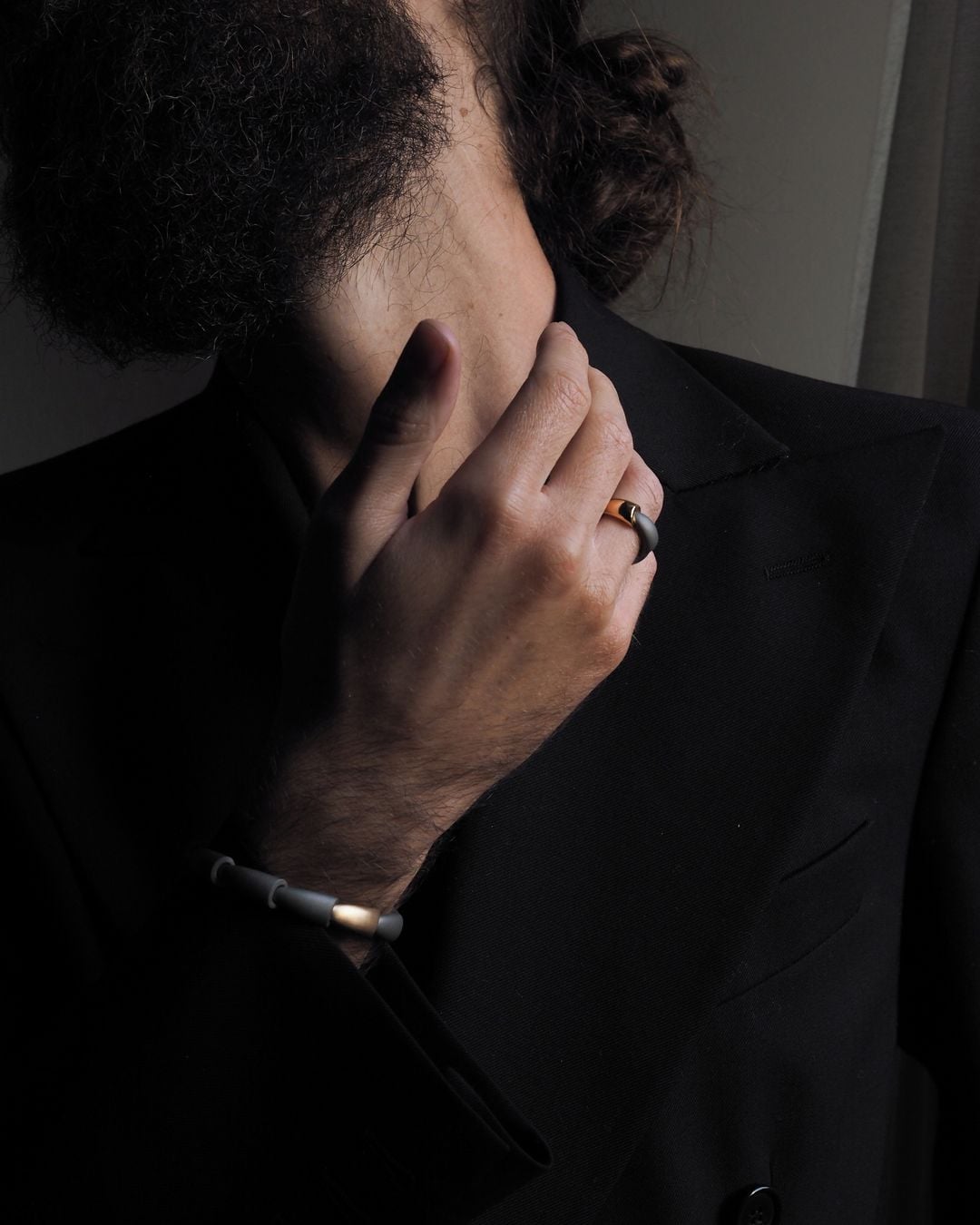 VHERNIER ANELLO ORO ROSA E TITANIO CALLA - immagine 4