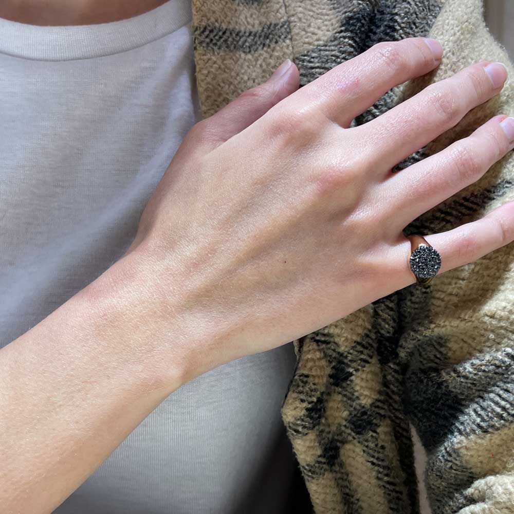 Chevalier ring pinky stamp black diamonds - Image 3