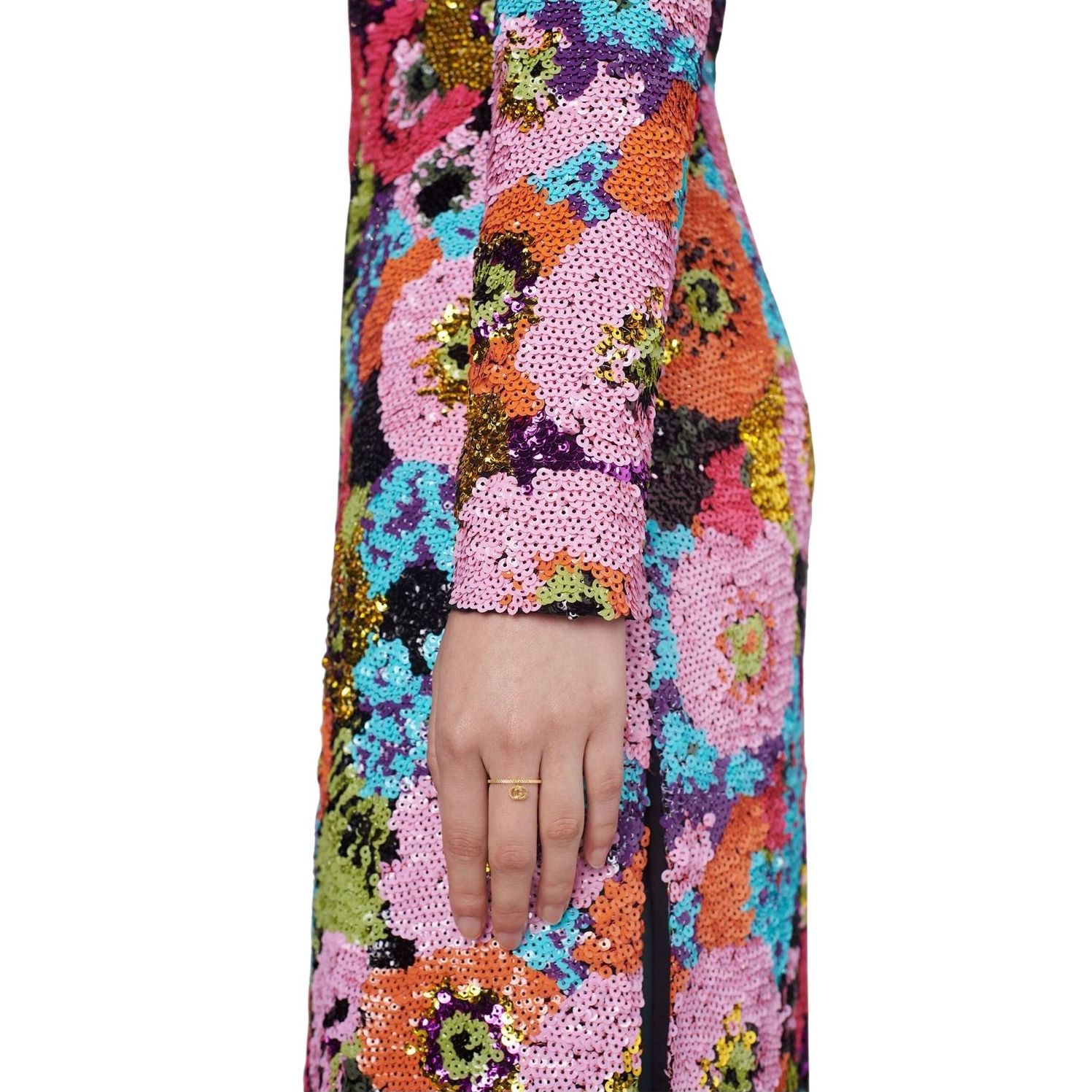 648599_J8500_8000_008_100_0000_Light-Anello-GG-Running-18carati a ring gucci sconto discount