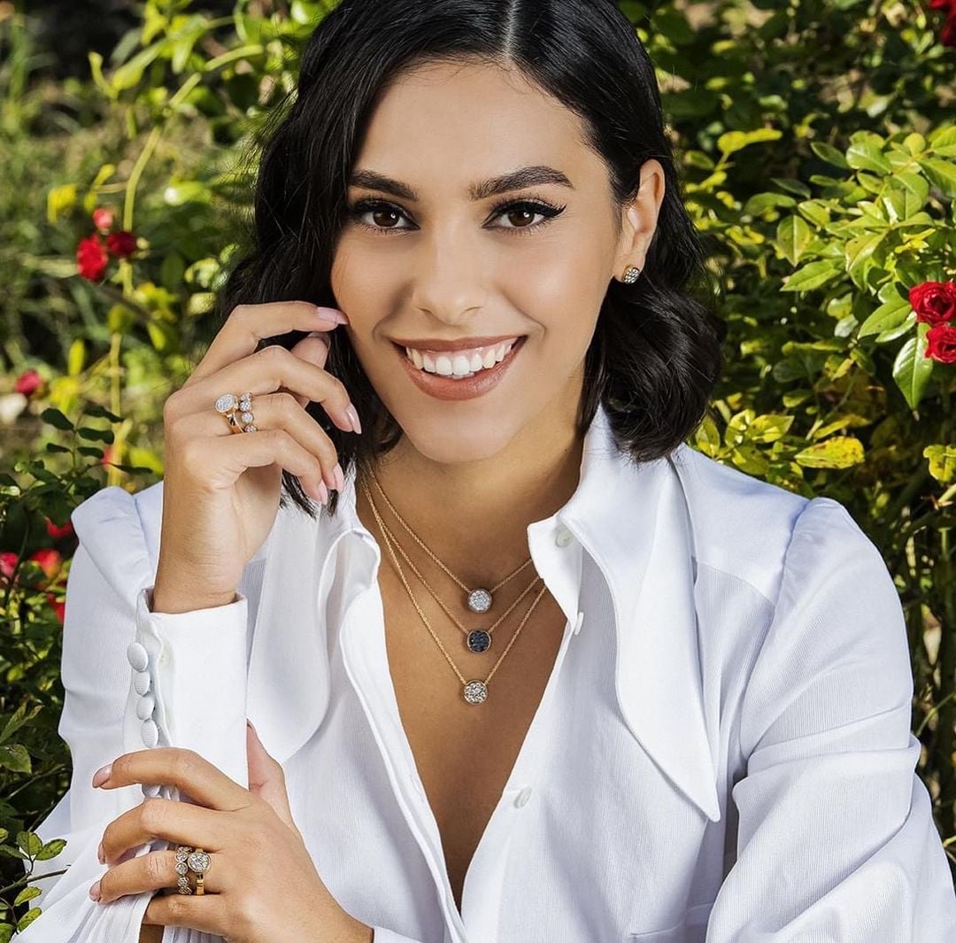 Chantecler Paillettes necklace - Image 4