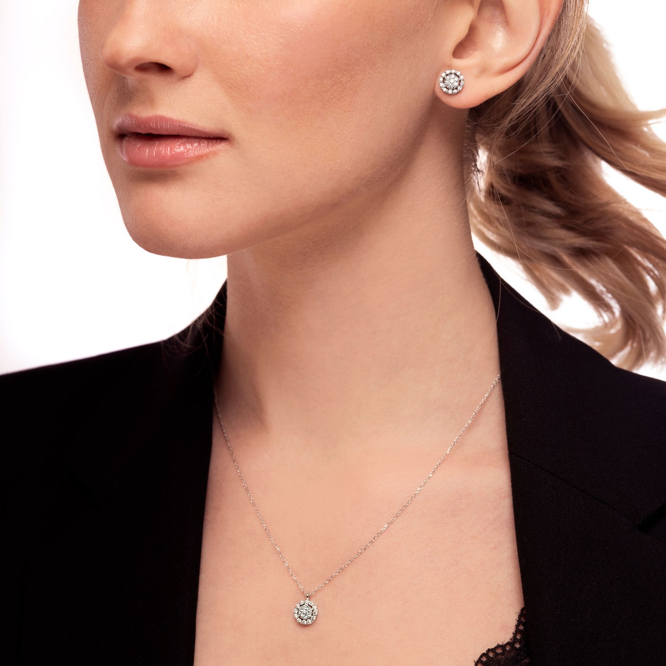 Orecchini Circles in oro bianco e brillanti earrings in white gold and diamonds sconto discount