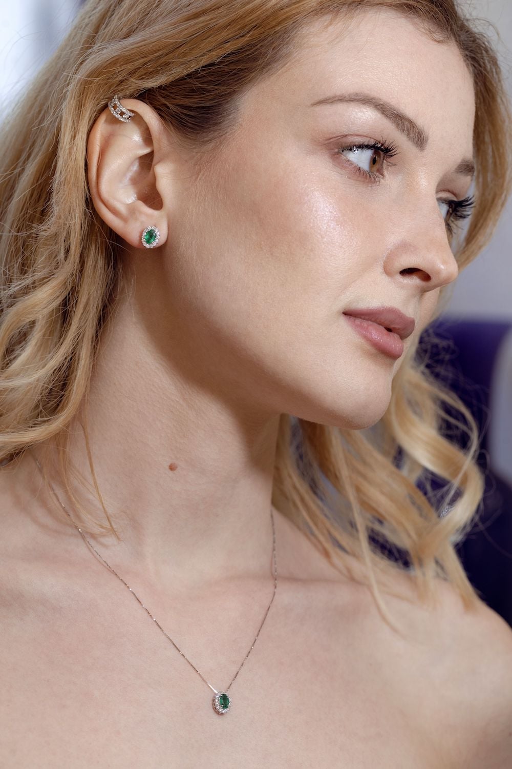 Orecchini diamanti e smeraldi - immagine 2
