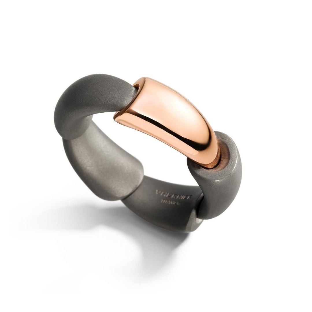 VHERNIER ANELLO ORO ROSA E TITANIO CALLA - immagine 2