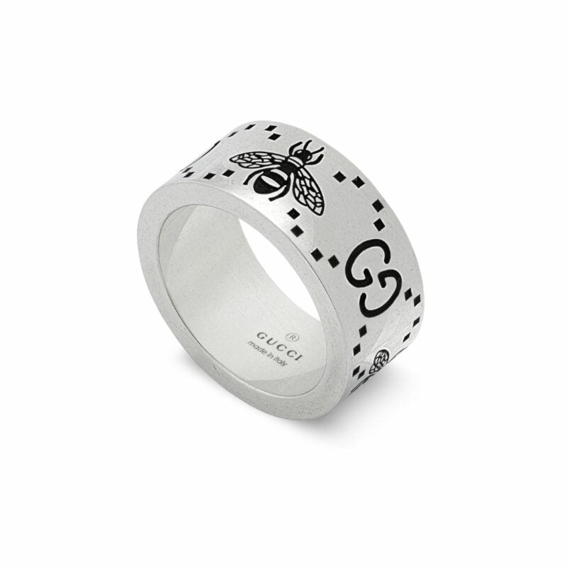 ello gucci bee a fascia sottile con incisione ape e GG ring signature