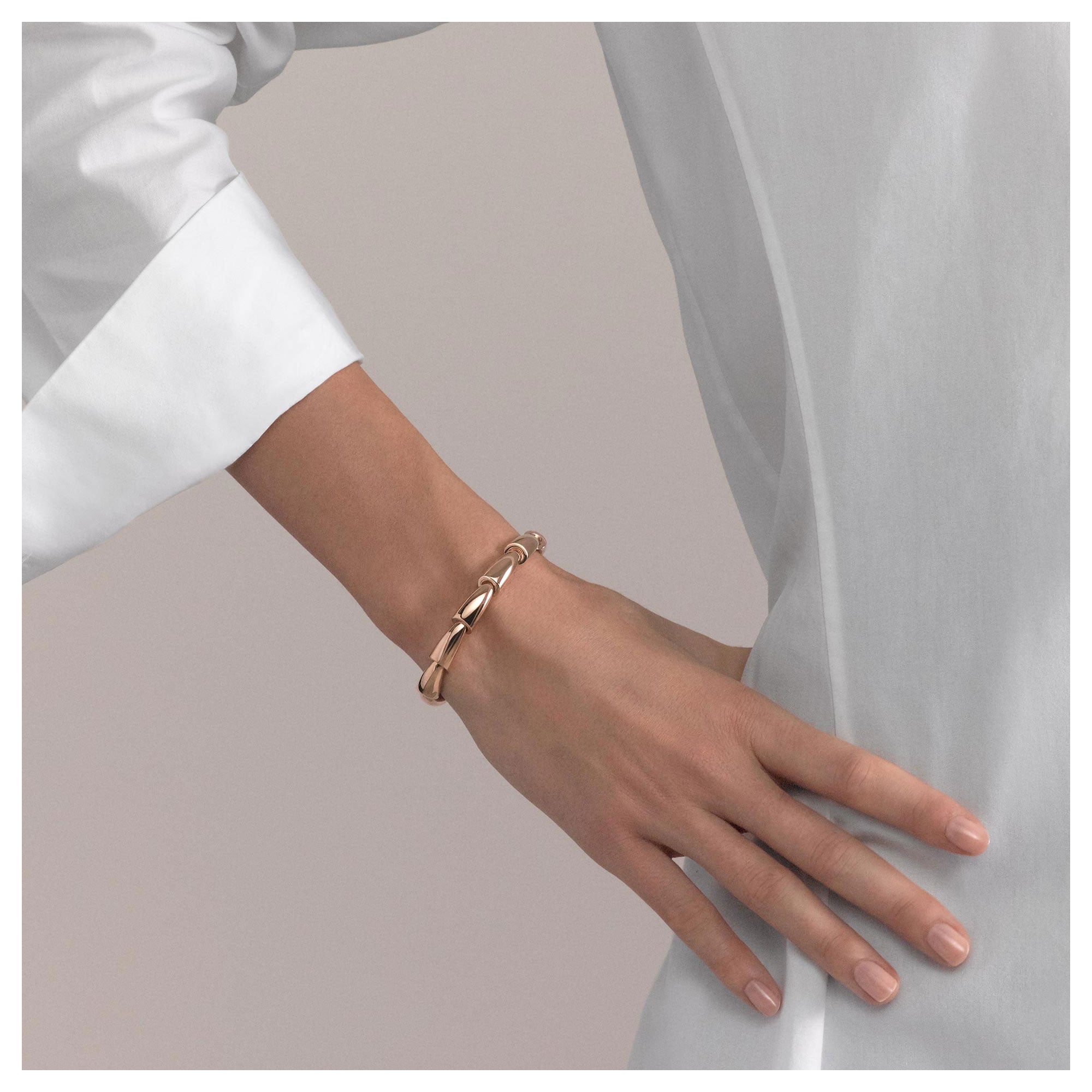 Vhernier Bracciale Calla Midi Oro Rosa - immagine 2