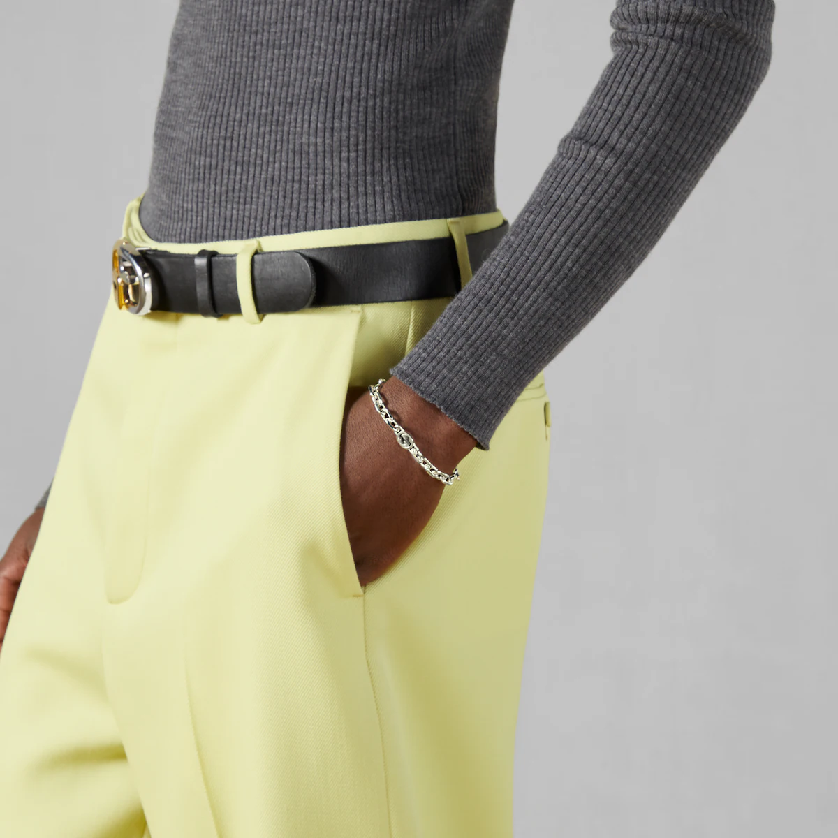 BRACCIALE CON CATENA INCROCIO GG FINITURA LUCIDA - immagine 3