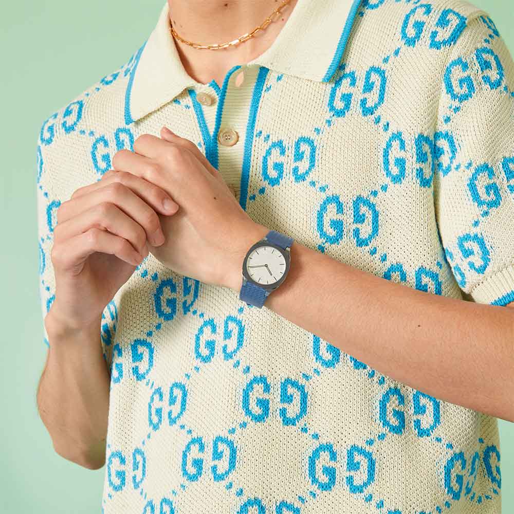 OROLOGIO GUCCI 25H 34 MM quadrante in ottone color argento con Incrocio GG - immagine 3