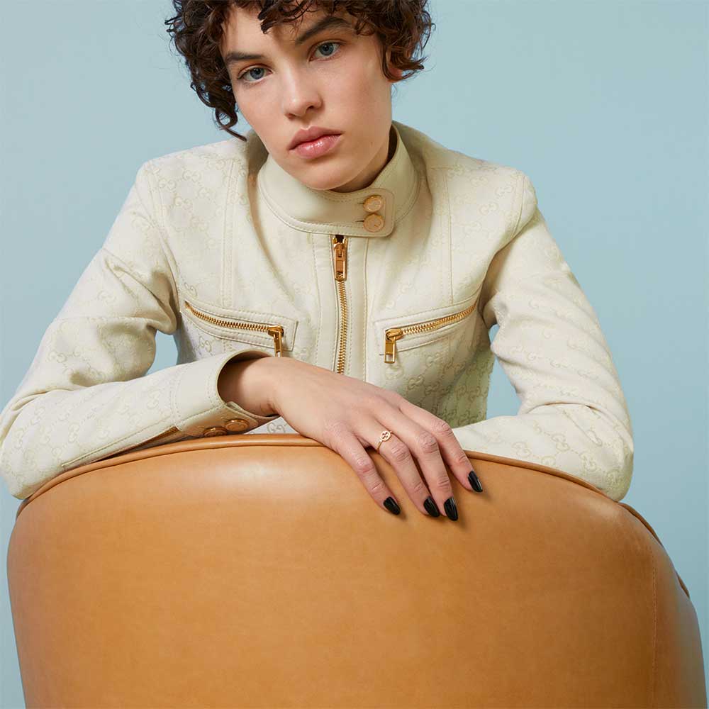 Anello interlocking G con diamanti - immagine 3