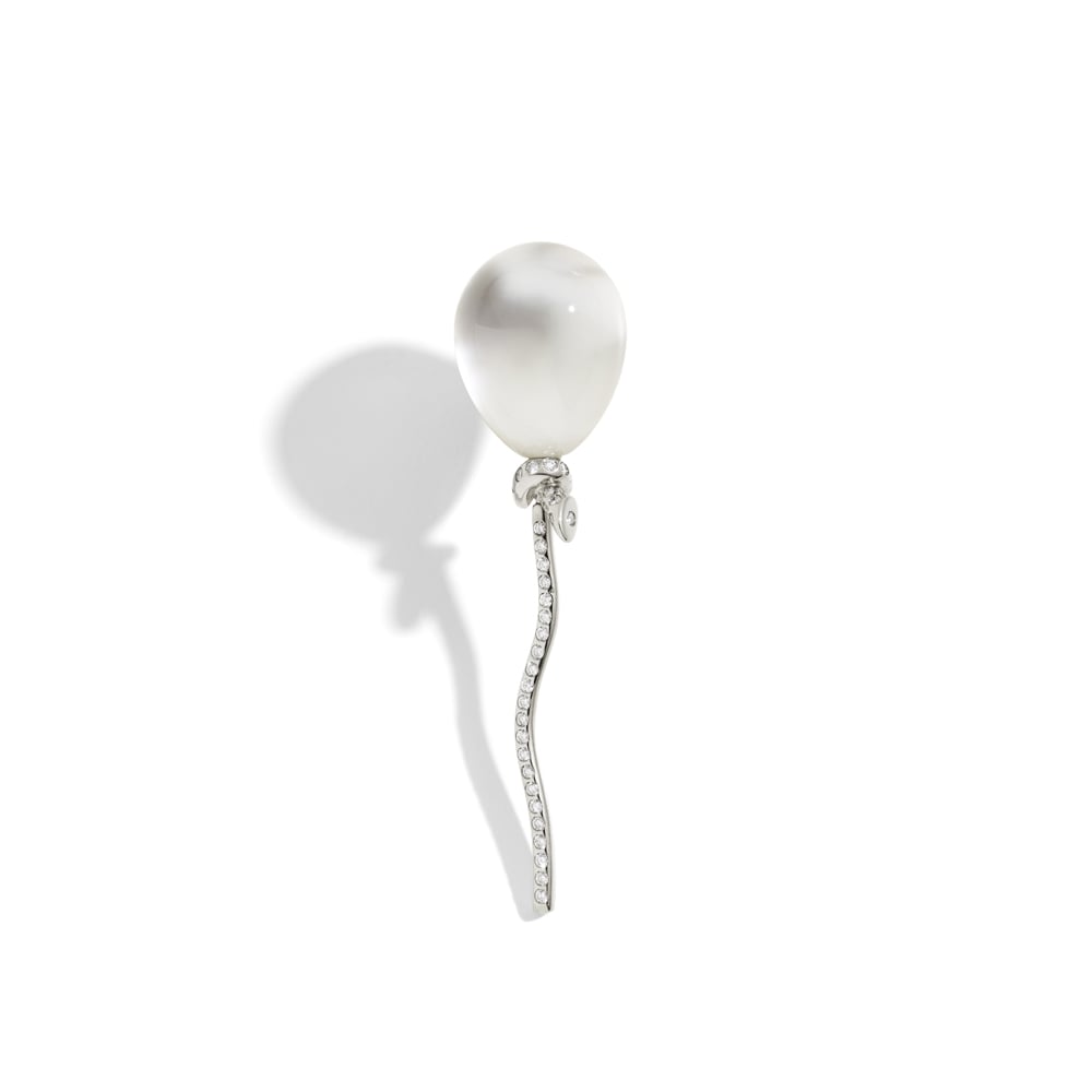 MONO ORECCHINO PALLONCINO PICCOLO madreperla bianca E DIAMANTI