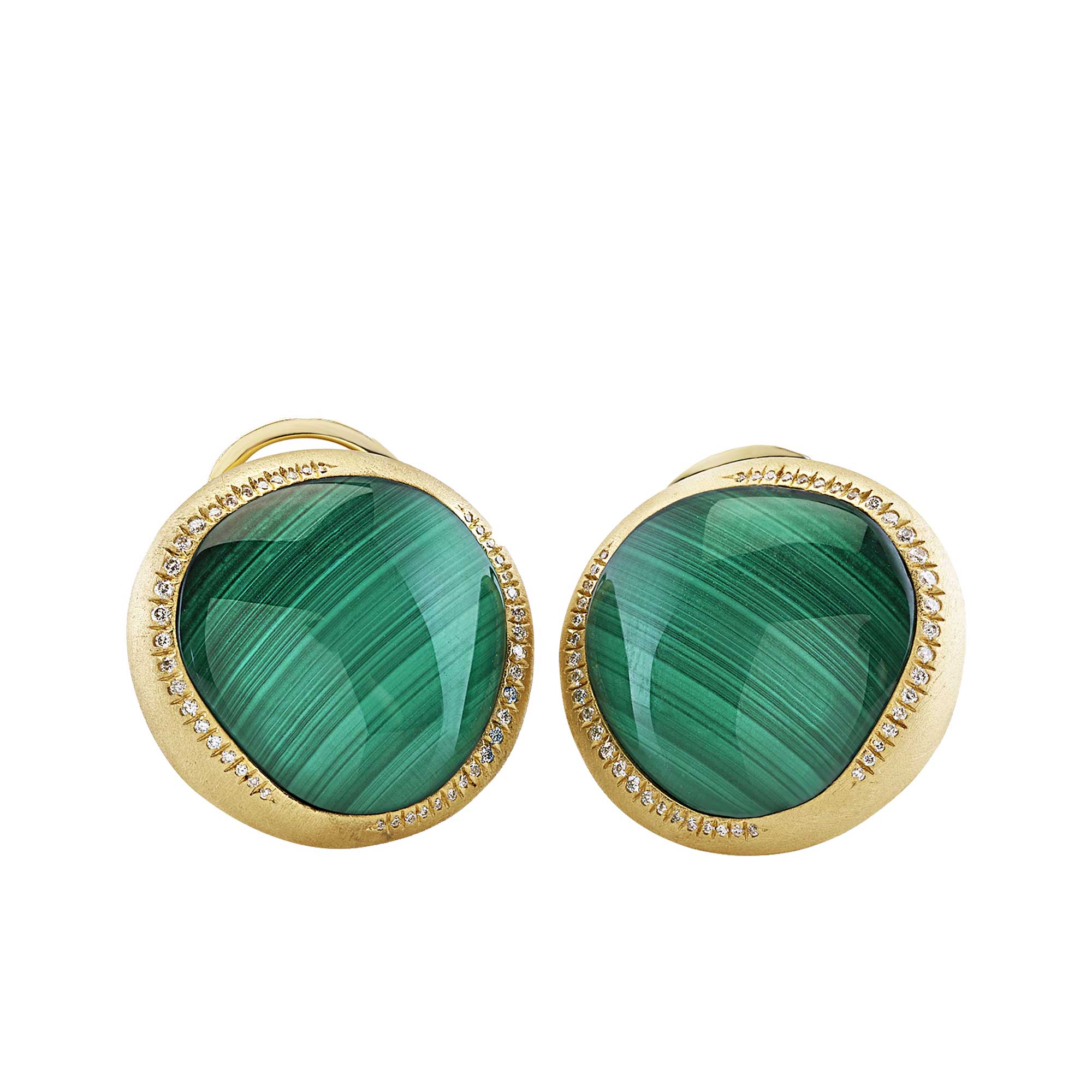Orecchini Enchanté in oro giallo satinato 18Kt con diamanti malachite e cristallo di rocca