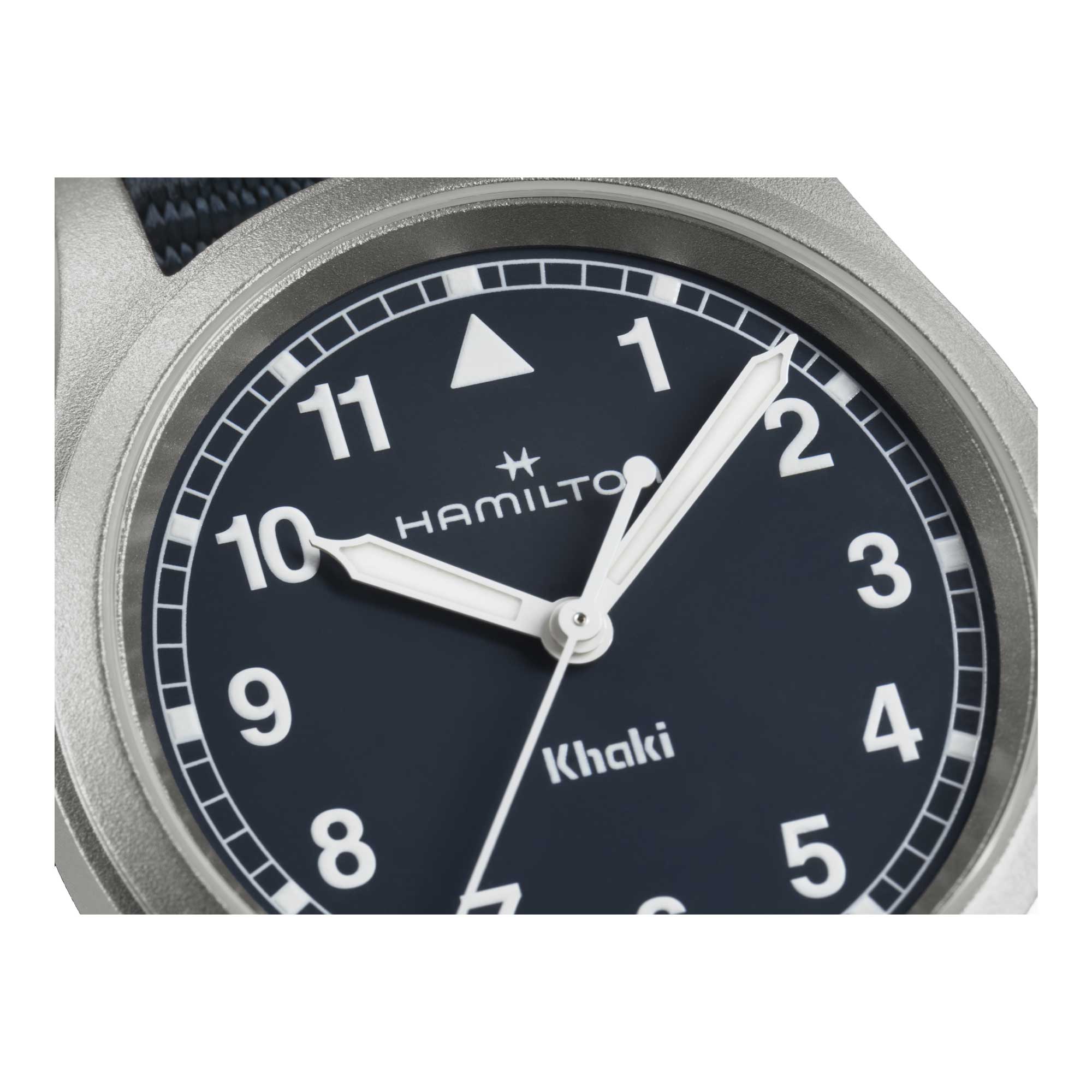 KHAKI FIELD QUARTZ quadrante blu indici in Super-LumiNova® bianco 33 MM - immagine 5