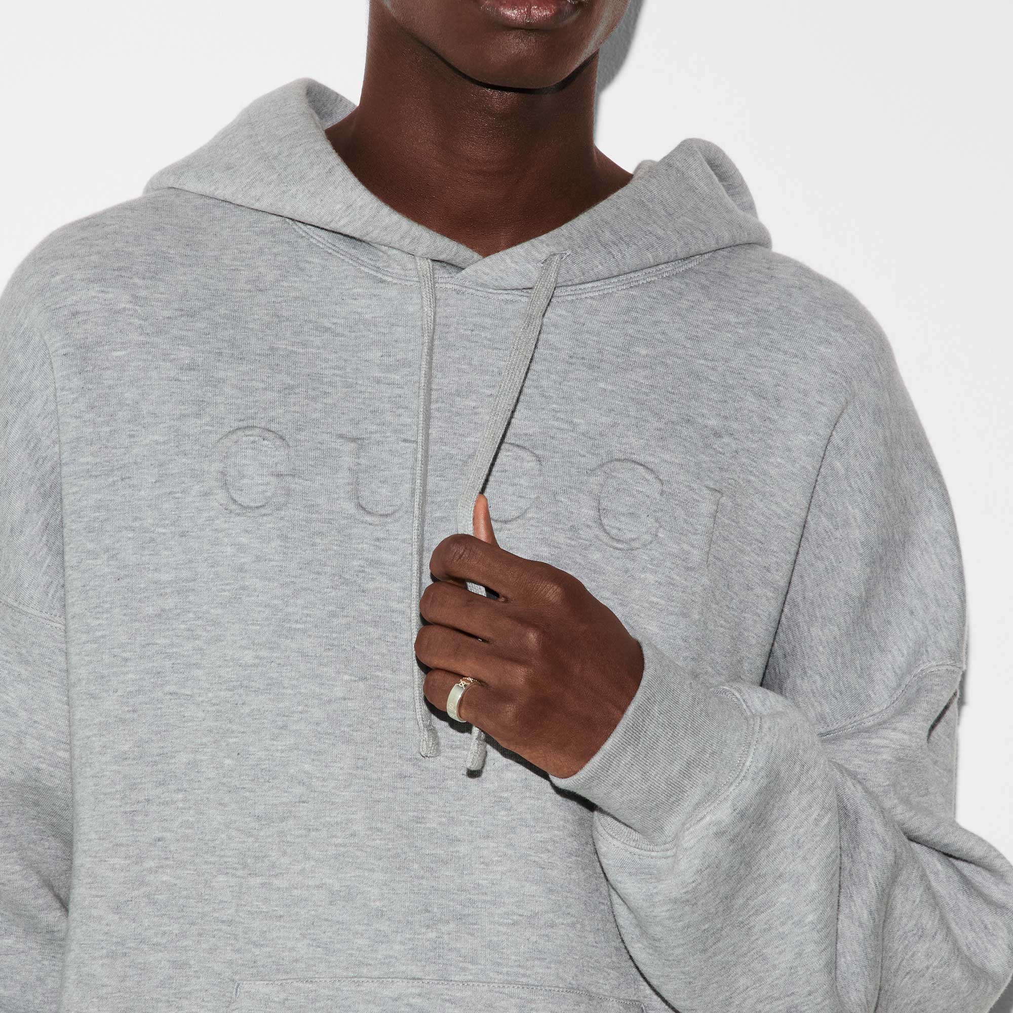 ANELLO A FASCIA LARGA GUCCI SIGNATURE CON DETTAGLIO GG - immagine 4