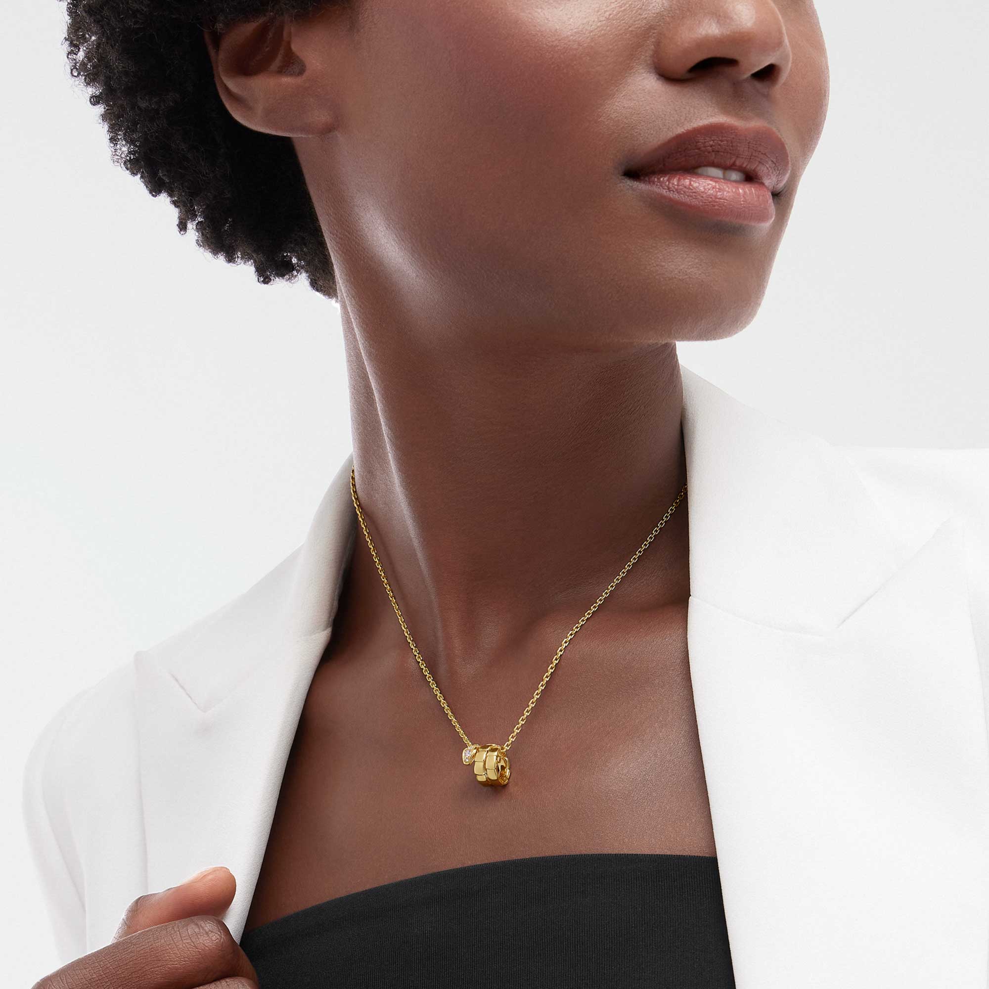 Serpenti Viper Collana in oro giallo con pavé di diamanti - immagine 3