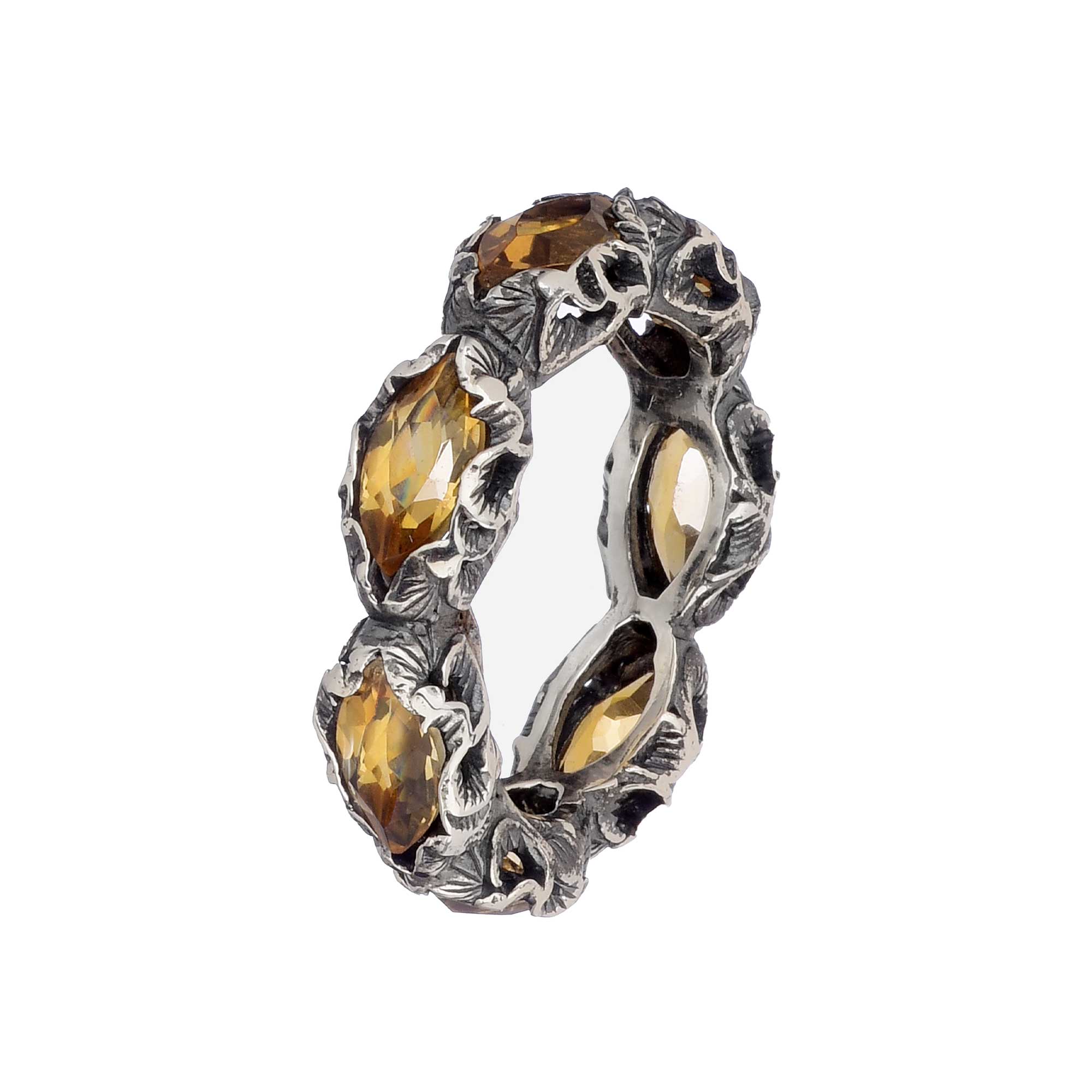 Anello Eternity con sette pietre taglio sfaccettato