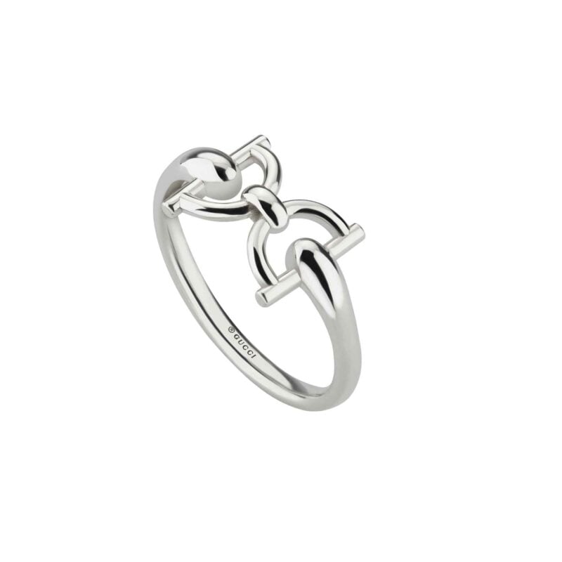 Anello in argento sterling con motivo staffa.Anello in argento sterling con motivo staffa Gucci