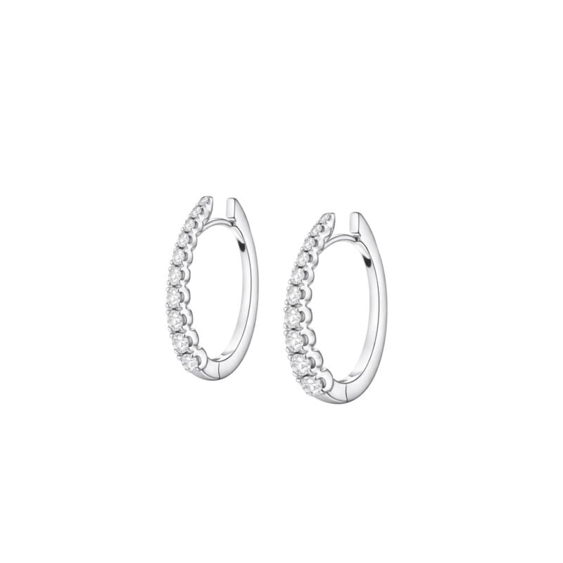 Orecchini a forma di ellissi in oro bianco 18 ct con brillanti mid.grande. Colore E-F purezza VS.