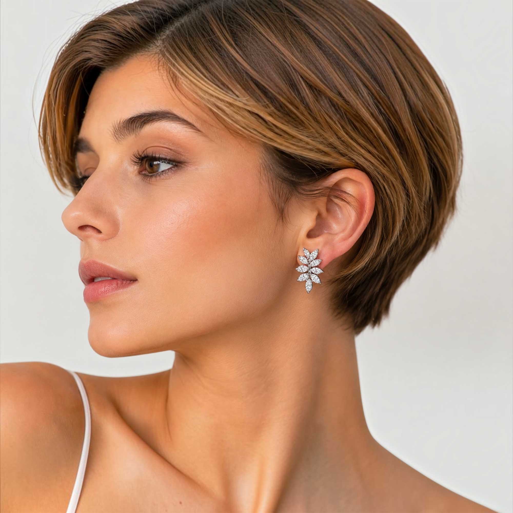 Earrings with marquise-cut diamonds - Image 2